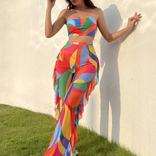 Set de bikini de 3 piezas, top, calzon y pantalon de malla