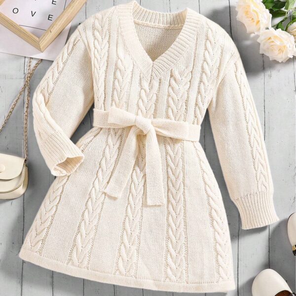 Vestido tejido con cinturón