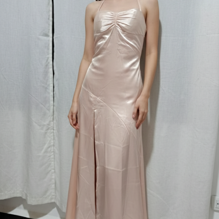 Vestido midi elegante de satin espalda cruzada