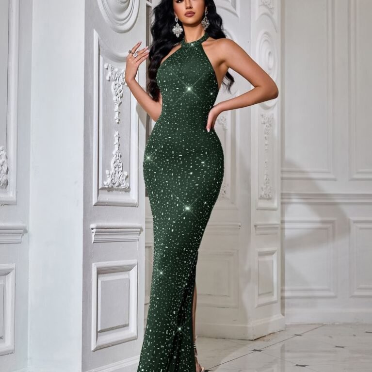 Vestido largo ajustado cuello alto espalda abierta