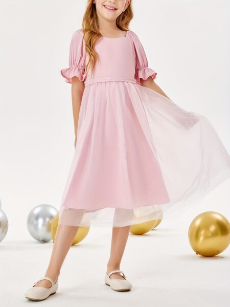 Vestido de niña con falda tipo tutu