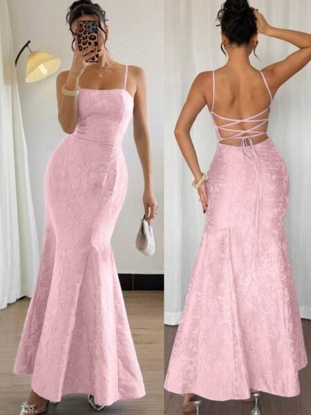 Vestido estilo sirena floral tirantes finos con espalda cruzada