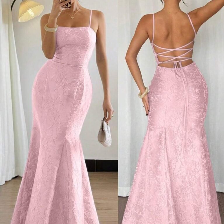 Vestido estilo sirena floral tirantes finos con espalda cruzada