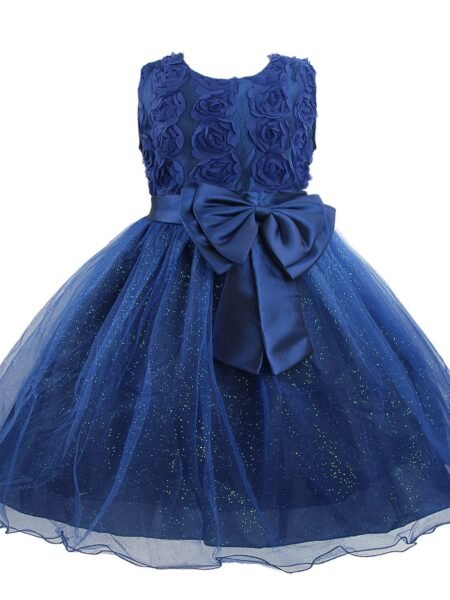 Vestido de niña elegante con apliques y falda brillante