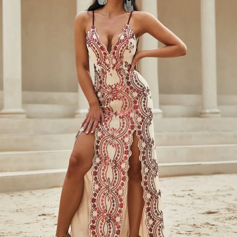 Vestido elegante con lentejuelas escote V aberturas delanteras