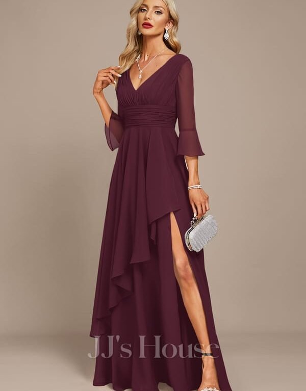 Vestido formal manga 3/4 con vuelos y abertura en muslo