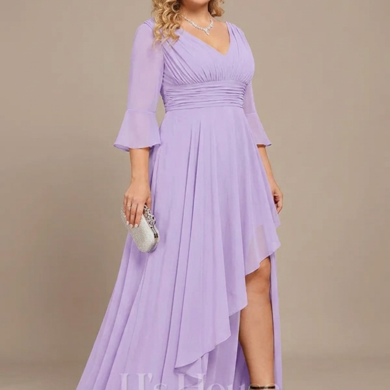 Vestido formal manga 3/4 con vuelos y abertura en muslo