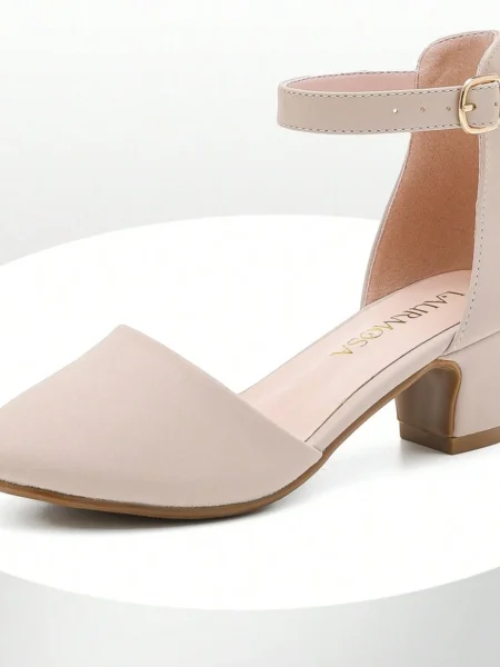 Zapatos de tacon bajo elegantes para niña