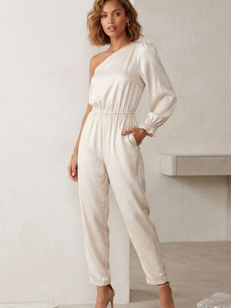 Mono elegante con manga larga fruncida satinado