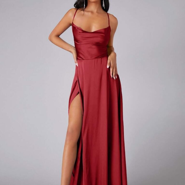 Vestido de satin con abertura y espalda cruzada