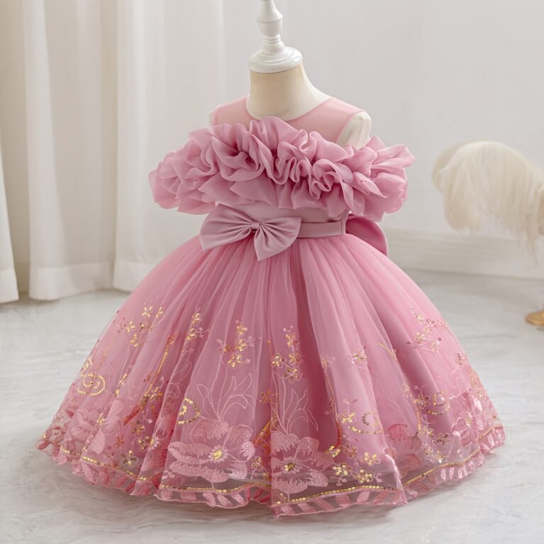 Vestido de niña estilo princesa de hombros descubiertos