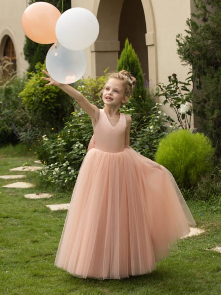 Vestido largo estilo princesa falda de tul espalda cruzada con lazo