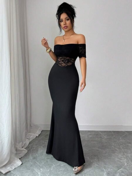 Vestido estilo sirena  con hombros descubiertos de encaje
