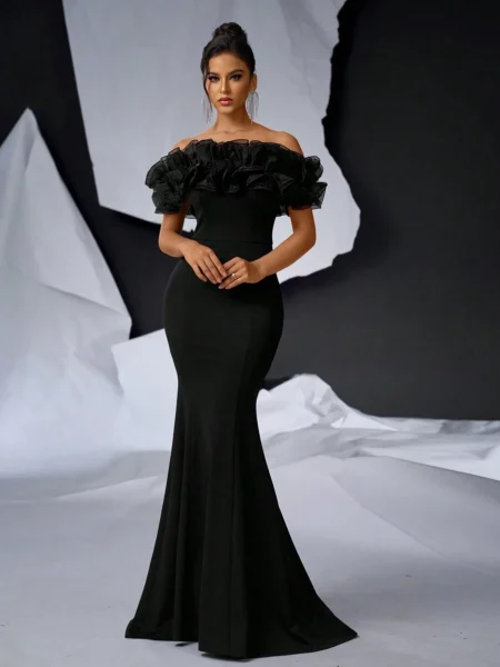 Vestido largo estilo sirena de hombros descubiertos floral
