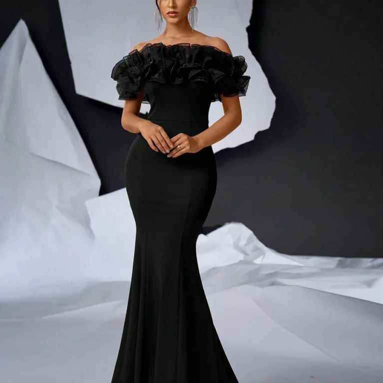 Vestido largo estilo sirena de hombros descubiertos floral