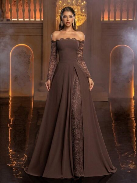 Vestido largo de hombros descubiertos manga larga con encaje