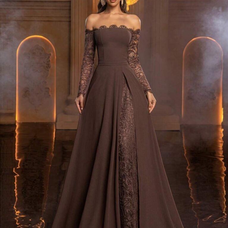 Vestido largo de hombros descubiertos manga larga con encaje