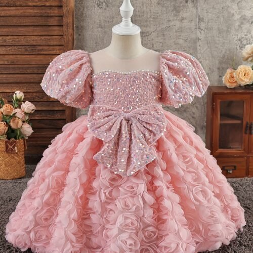 Vestido de niña estilo princesa con lazos y falda floral
