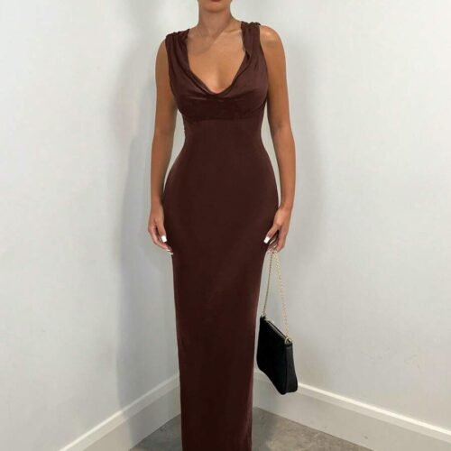 Vestido ajustado de escote profundo drapeado y espalda en V