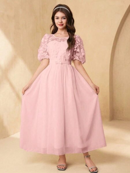 Vestido de cuello redondo con manga bombacha encaje floral