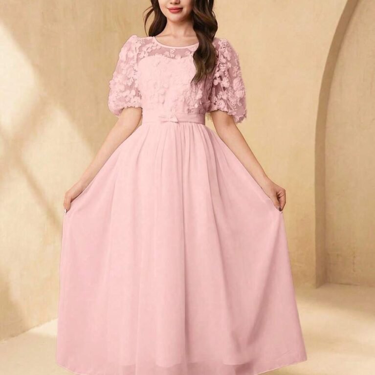 Vestido de cuello redondo con manga bombacha encaje floral