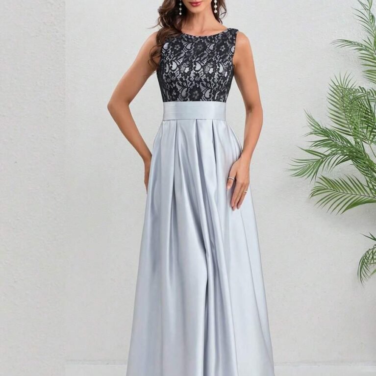 Vestido linea A de encaje y satén de cierre de corsé