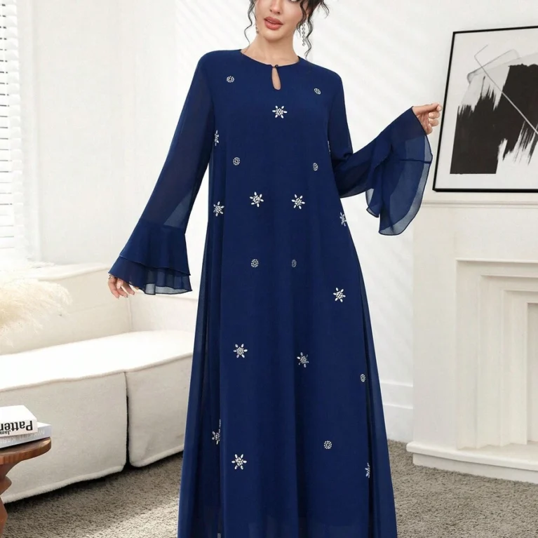 Vestido estilo Árabe de manga larga con vuelos con perdería